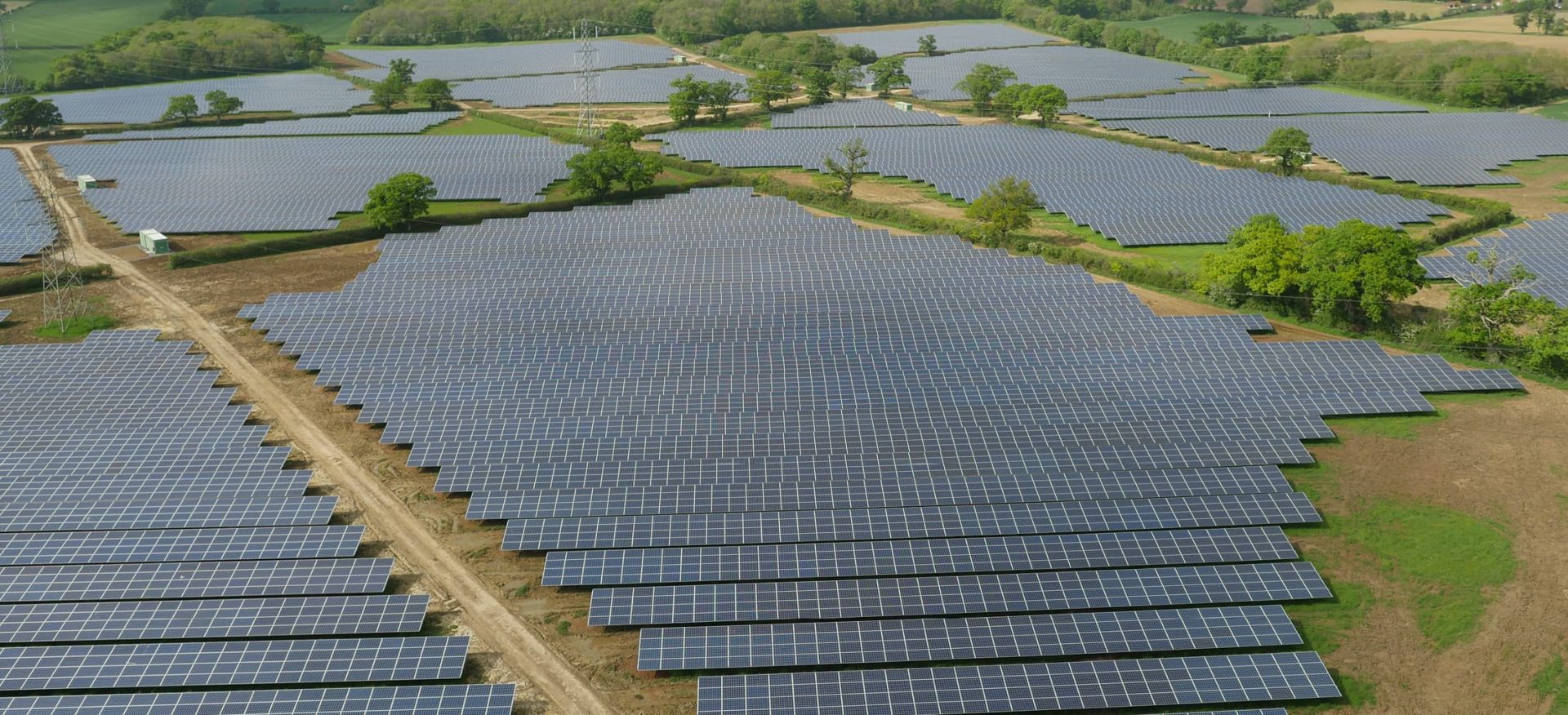 https://goldbecksolar.deteringdesign.com/de/solaranlagen/industrielle-solarparks/