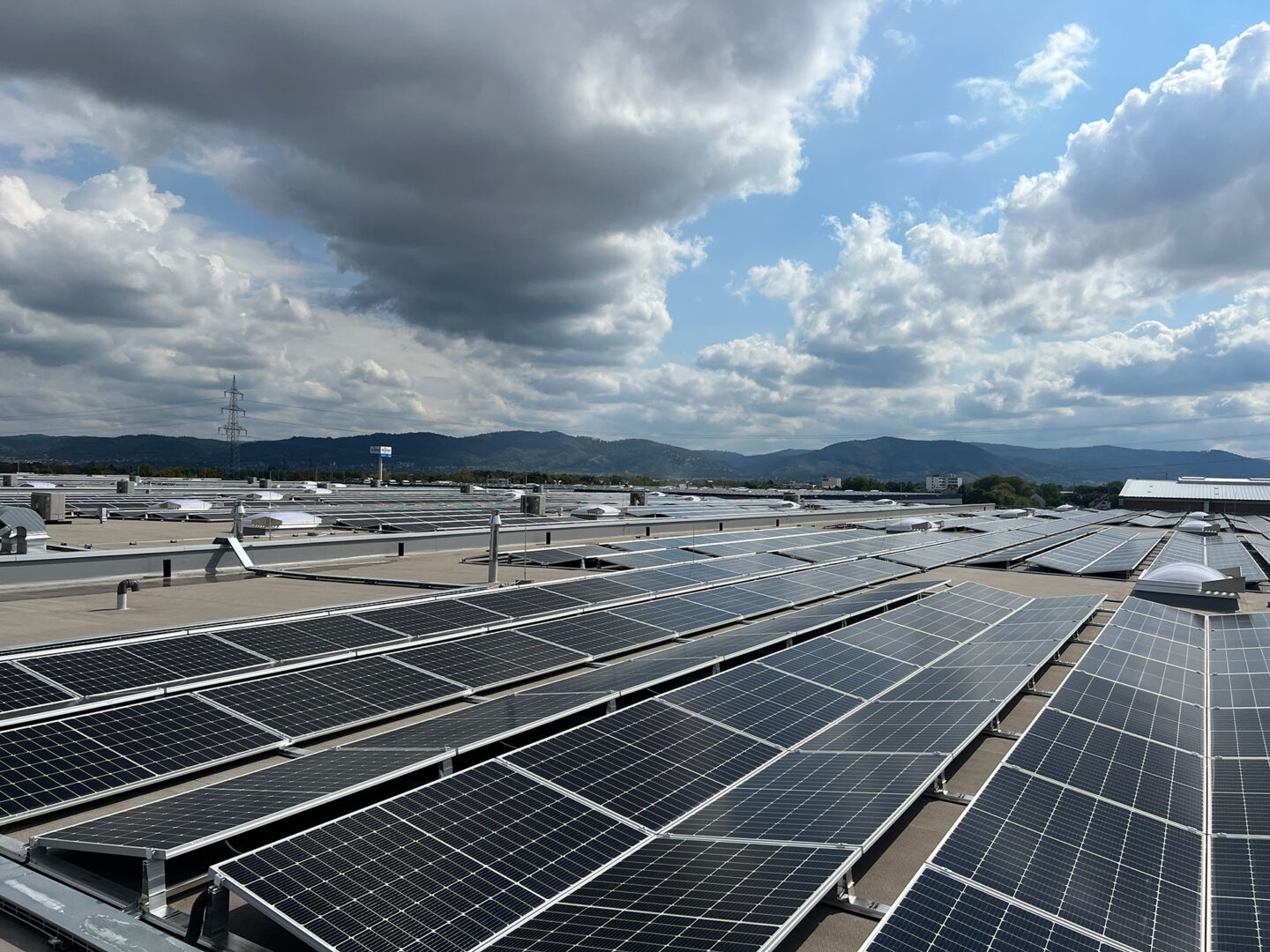 Ein Ausschnitt des Solardaches Ladenburg.